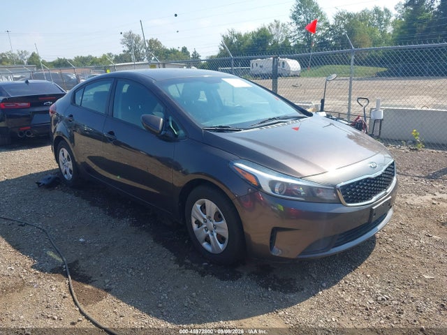 2017 KIA FORTE LX