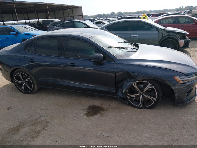 2024 VOLVO S60 B5 CORE DARK THEME 13