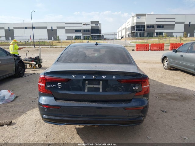 2024 VOLVO S60 B5 CORE DARK THEME 16