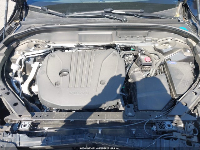 2026 VOLVO XC60 B5 CORE 10
