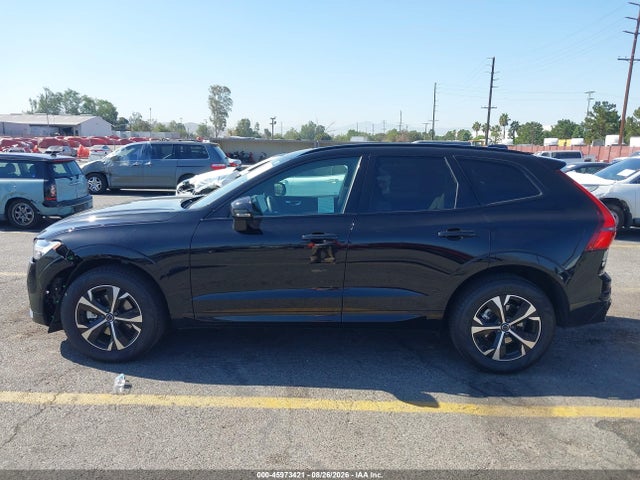 2026 VOLVO XC60 B5 CORE 14