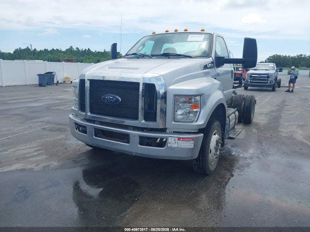 2022 FORD F-650 DIESEL 2