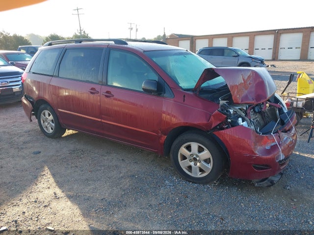 2008 TOYOTA SIENNA LE