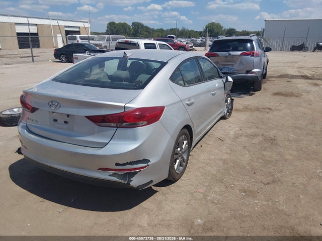 2018 HYUNDAI ELANTRA SEL 4