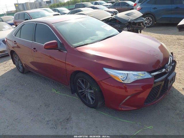 2017 TOYOTA CAMRY SE