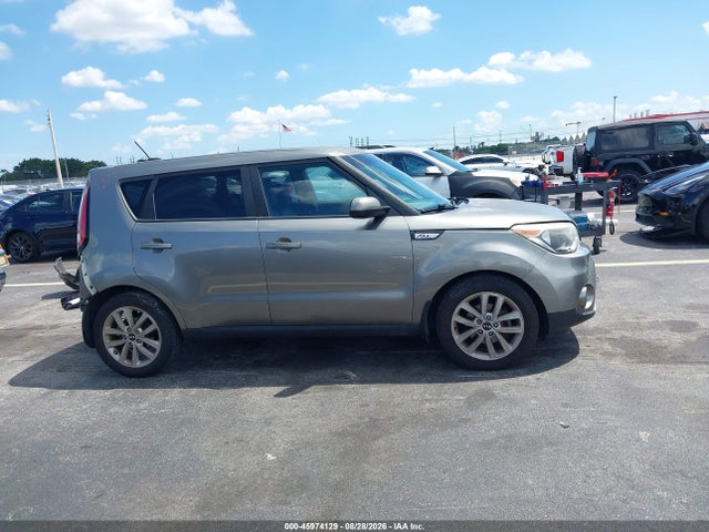 2017 KIA SOUL + 14
