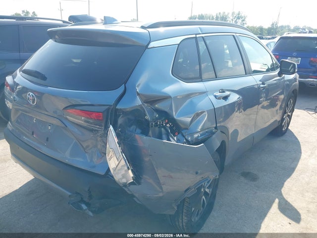 2023 TOYOTA COROLLA CROSS XLE 4