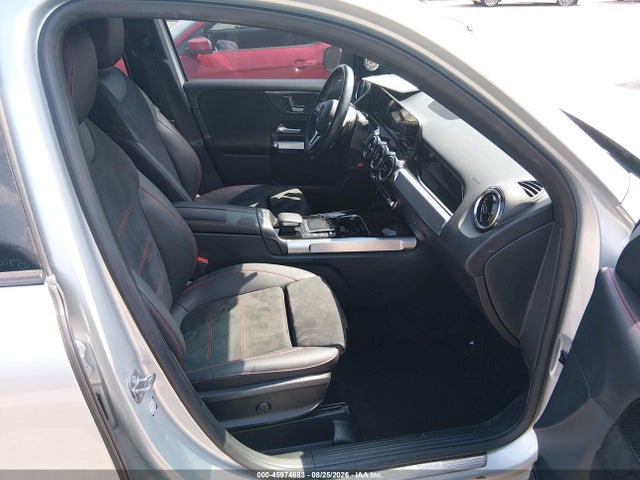 2023 MERCEDES-BENZ GLB 250 4MATIC 5
