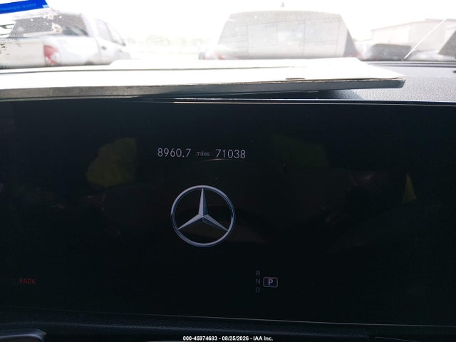 2023 MERCEDES-BENZ GLB 250 4MATIC 7