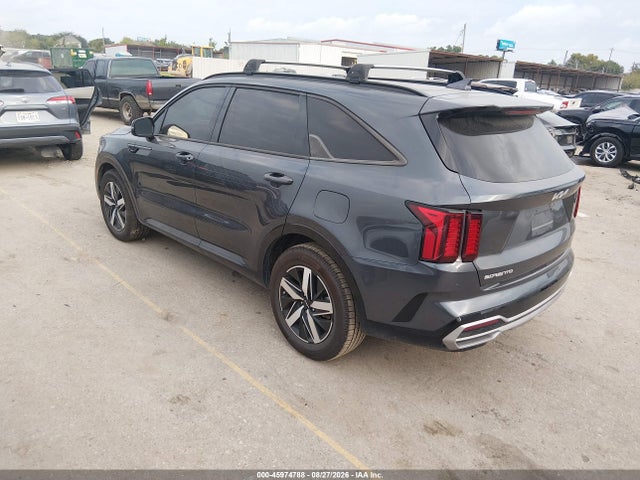 2023 KIA SORENTO S 3
