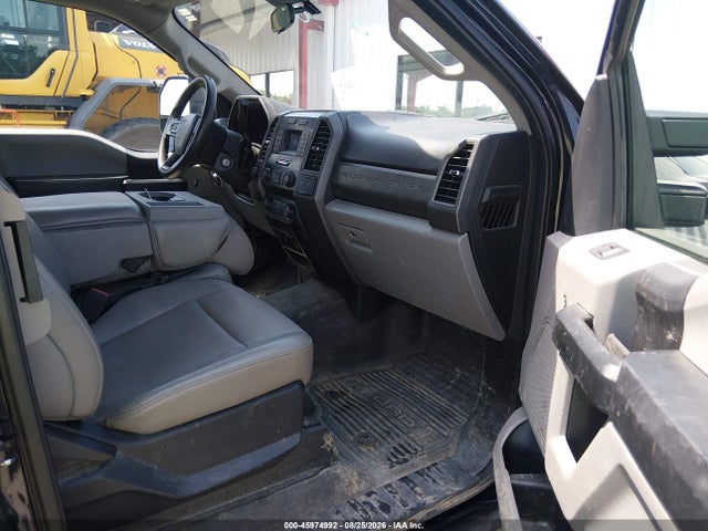 2021 FORD F-250 XL 5