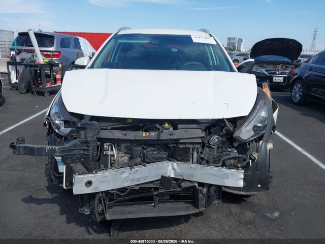 2019 KIA NIRO LX 11