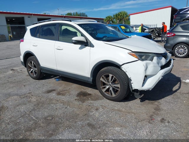 2018 TOYOTA RAV4 XLE
