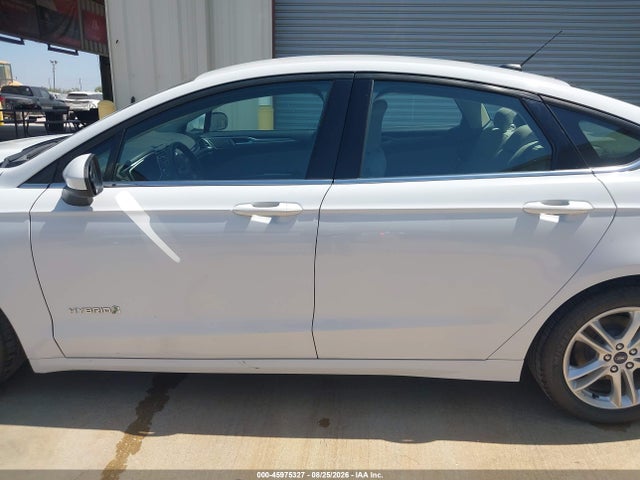 صورة 16 لـ 2018 FORD FUSION HYBRID S