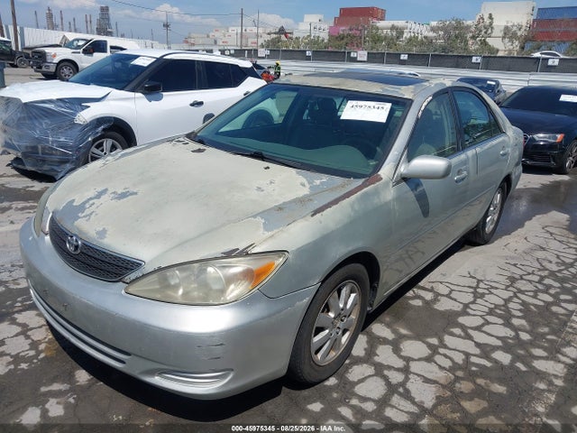 صورة 6 لـ 2002 Toyota CAMRY XLE