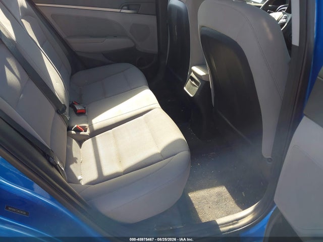 صورة 8 لـ 2018 Hyundai ELANTRA SEL