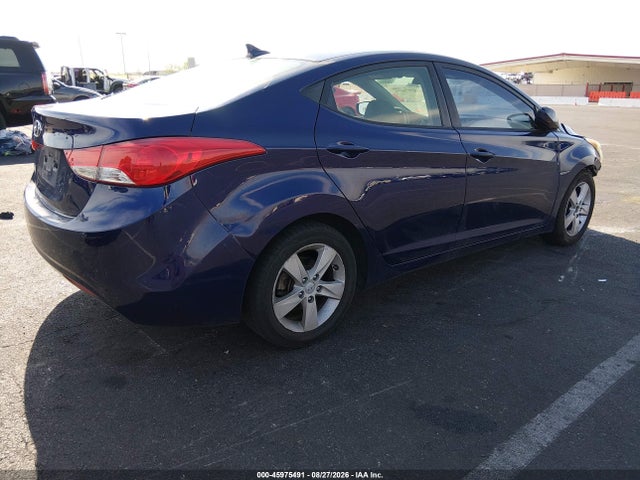 2013 Hyundai ELANTRA GLS — фото 4