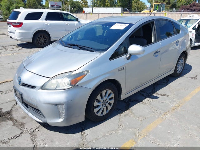 2012 Toyota PRIUS PLUG-IN — фото 2