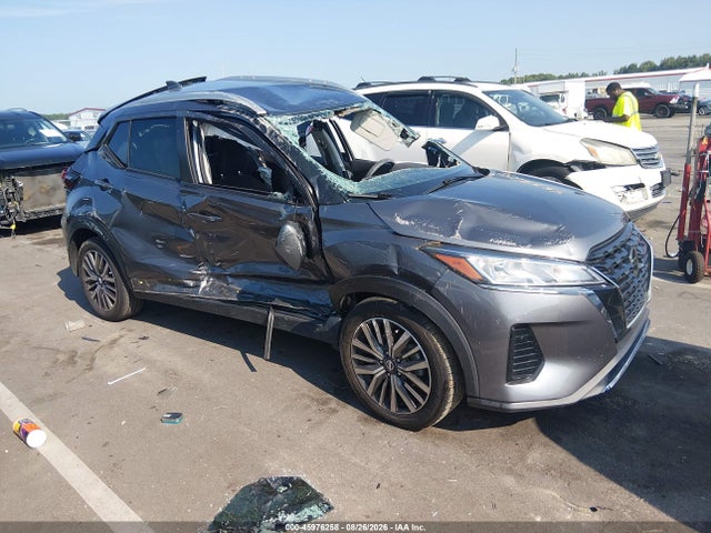 2021 NISSAN KICKS SV XTRONIC CVT