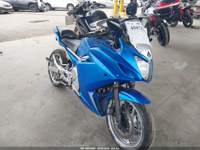 2009 YAMAHA FZ6 R
