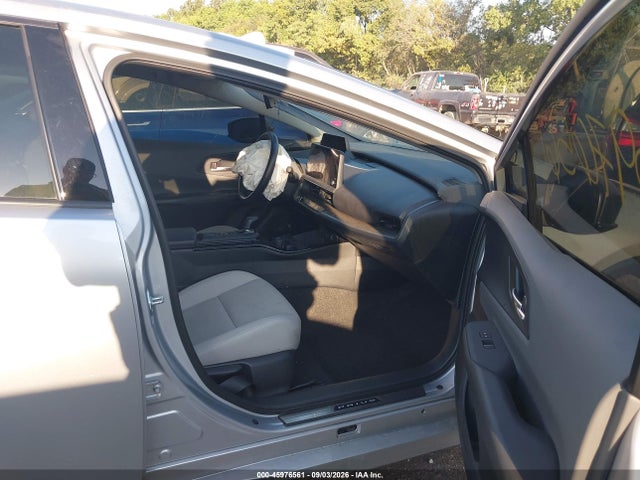 2026 TOYOTA PRIUS XLE AWD-E 5