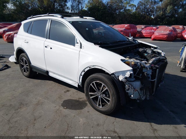 2018 TOYOTA RAV4 LE