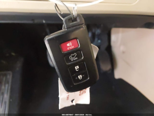 2018 TOYOTA HIGHLANDER LIMITED 11