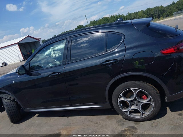 2023 ALFA ROMEO STELVIO TI AWD 14