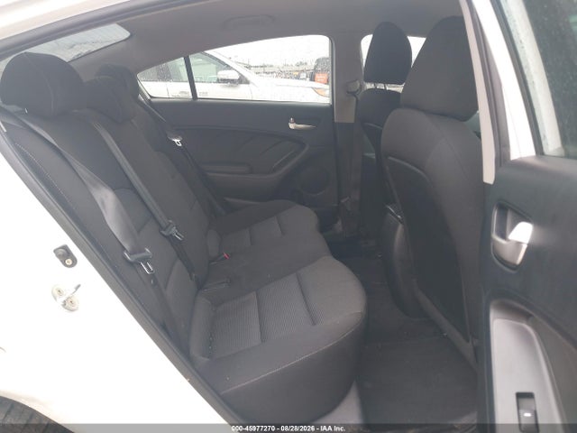 2017 KIA FORTE LX 8
