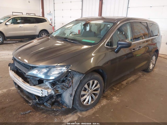 2017 CHRYSLER PACIFICA TOURING 2