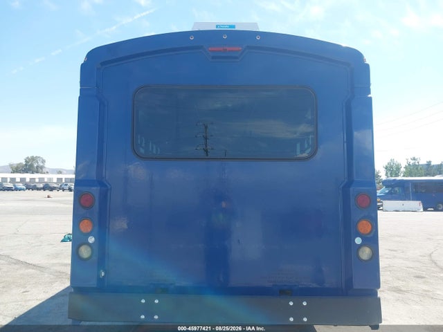 2018 CHEVROLET EXPRESS CUTAWAY 4500 VAN 18