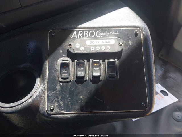 2018 CHEVROLET EXPRESS CUTAWAY 4500 VAN 13