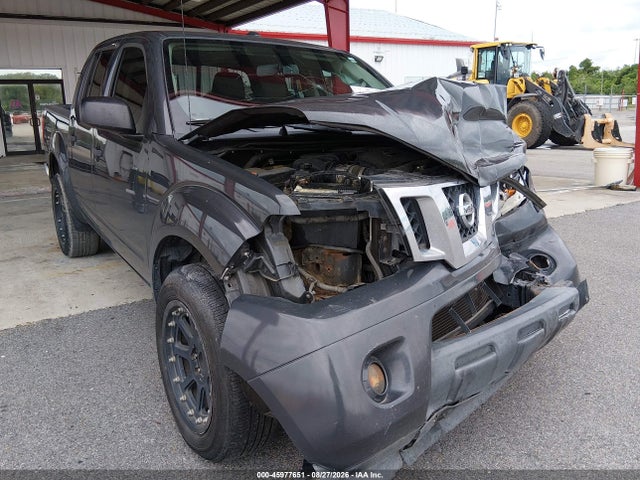 2015 NISSAN FRONTIER SV