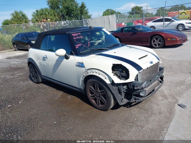 2013 MINI CONVERTIBLE COOPER S