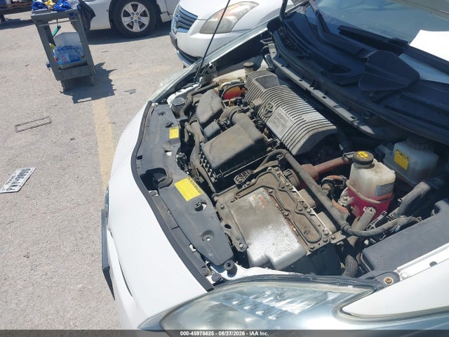 صورة مصغرة 10 لـ 2010 Toyota PRIUS III