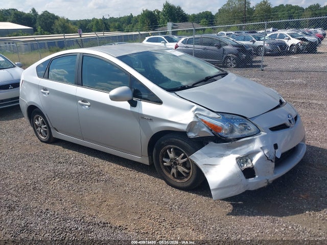 2011 TOYOTA PRIUS THREE