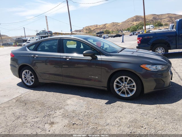 2019 FORD FUSION HYBRID SE 13