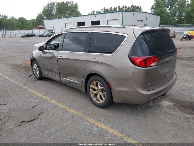 2018 CHRYSLER PACIFICA TOURING L PLUS 3