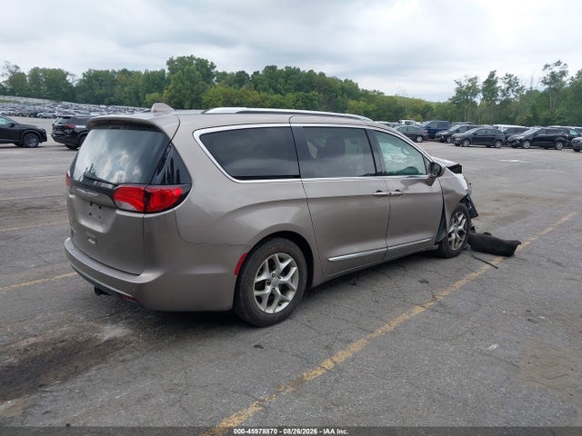 2018 CHRYSLER PACIFICA TOURING L PLUS 4