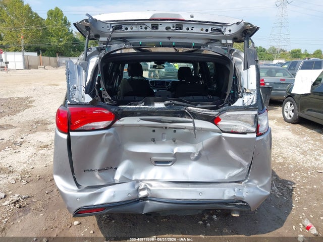 2019 CHRYSLER PACIFICA TOURING PLUS 16