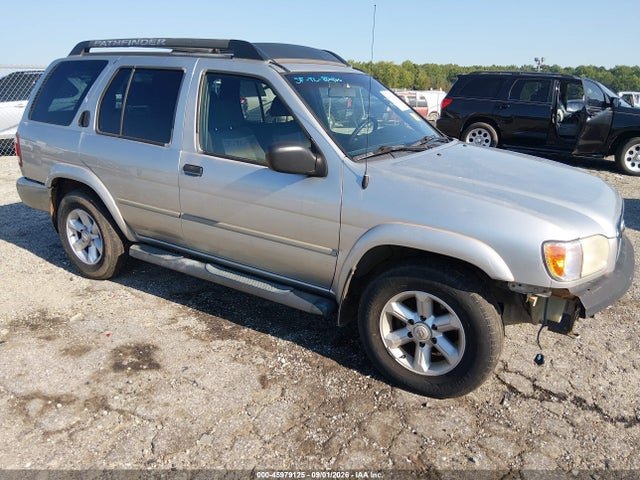2004 NISSAN PATHFINDE SE