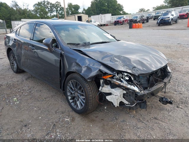 2018 LEXUS ES 