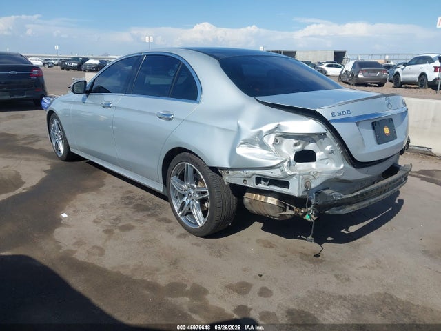 2017 Mercedes-BENZ E 300 — фото 3