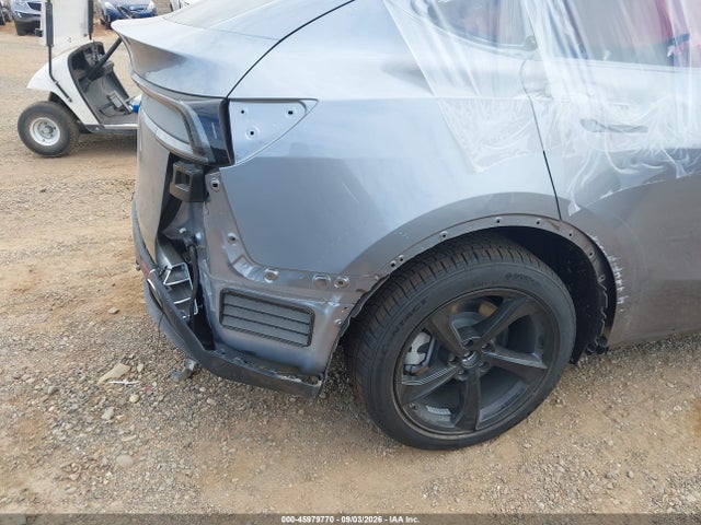 2026 TESLA MODEL Y PREMIUM REAR-WHEEL DRIVE/REAR-WHEEL DRIVE 15