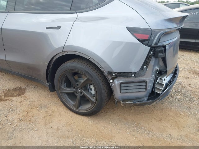 2026 TESLA MODEL Y PREMIUM REAR-WHEEL DRIVE/REAR-WHEEL DRIVE 16