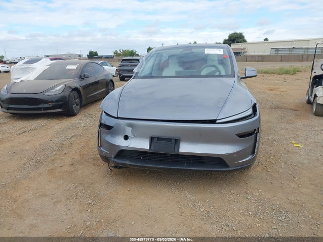 2026 TESLA MODEL Y PREMIUM REAR-WHEEL DRIVE/REAR-WHEEL DRIVE 17