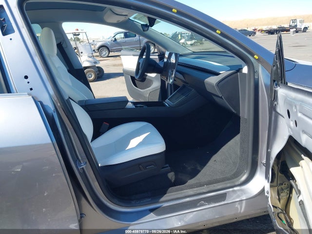 2026 TESLA MODEL Y PREMIUM REAR-WHEEL DRIVE/REAR-WHEEL DRIVE 5
