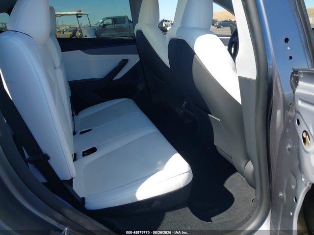 2026 TESLA MODEL Y PREMIUM REAR-WHEEL DRIVE/REAR-WHEEL DRIVE 8