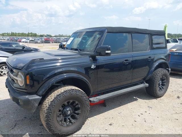 2023 FORD BRONCO OUTER BANKS 6