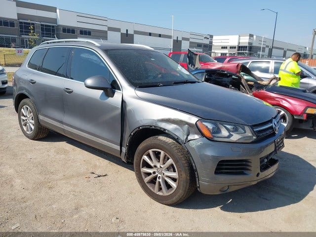 2014 VOLKSWAGEN TOUAREG 3.6L SPORT